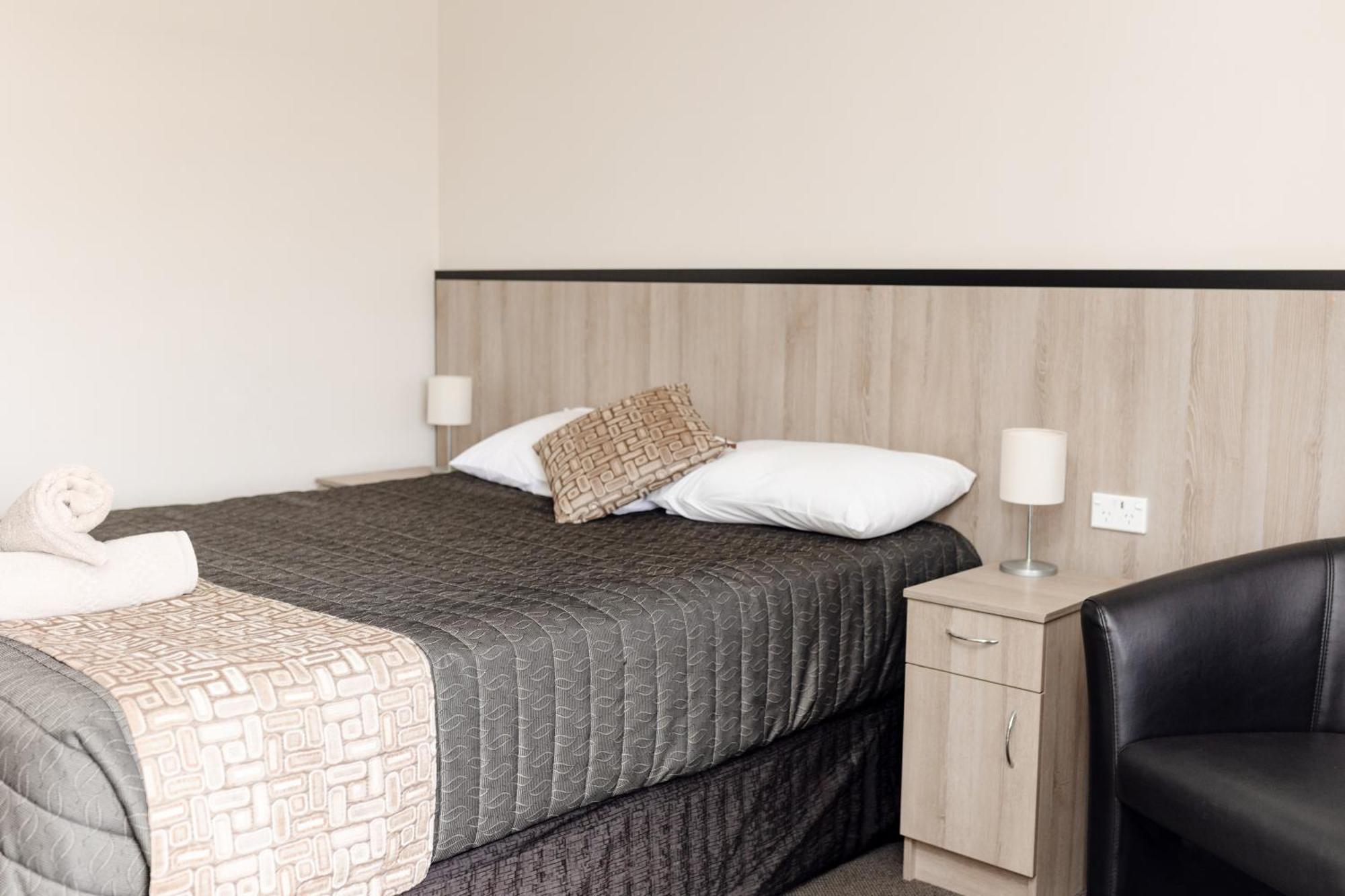 Miles Starline Motor Inn المظهر الخارجي الصورة